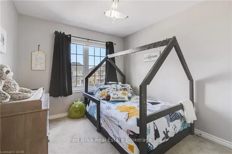 135 Courtney Street N/a Centre Wellington ON N1M 0E3