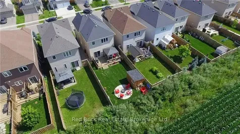 135 Courtney Street N/a Centre Wellington ON N1M 0E3