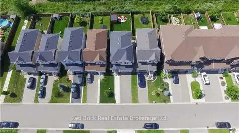 135 Courtney Street N/a Centre Wellington ON N1M 0E3