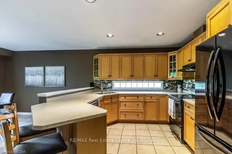 24 Burke Court Guelph ON N1L 1J2