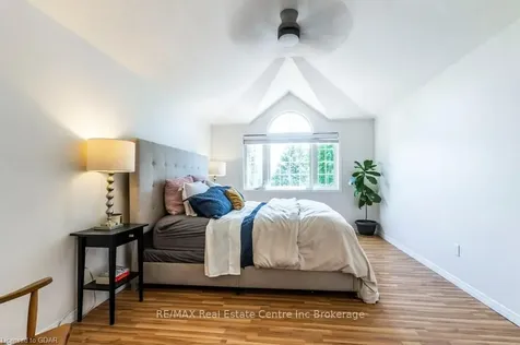 24 Burke Court Guelph ON N1L 1J2