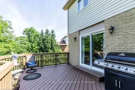 24 Burke Court Guelph ON N1L 1J2