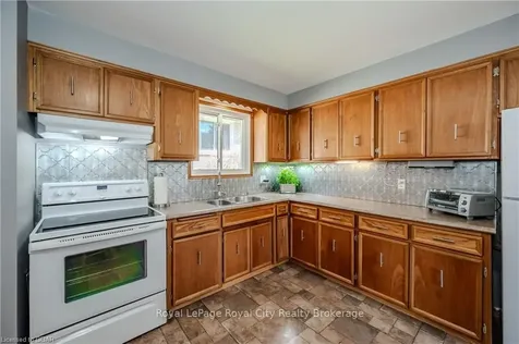 78 Ferndale Avenue Guelph ON N1E 1B5