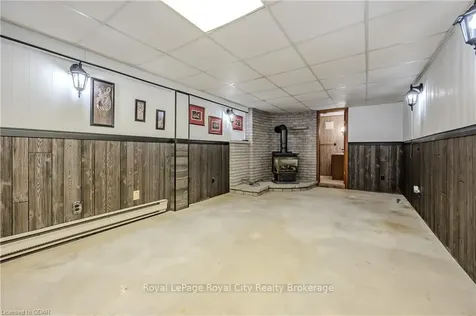 78 Ferndale Avenue Guelph ON N1E 1B5