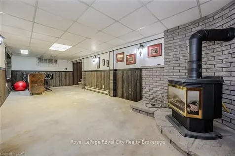 78 Ferndale Avenue Guelph ON N1E 1B5