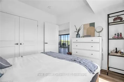 332 Gosling Gardens Guelph ON N1L 1G7