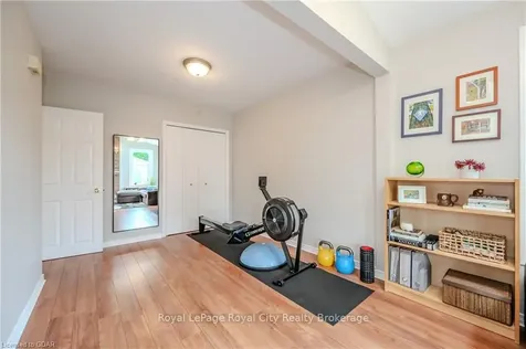 120 Weaver Street Cambridge ON N3C 1W4