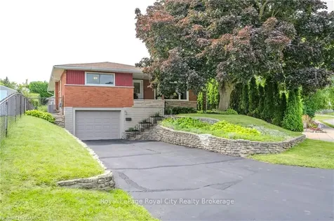 120 Weaver Street Cambridge ON N3C 1W4