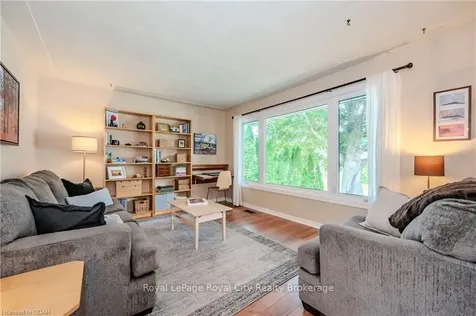 120 Weaver Street Cambridge ON N3C 1W4