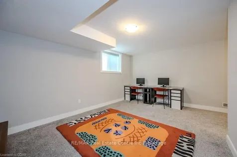 60 Arkell Road Guelph ON N1L 0N7