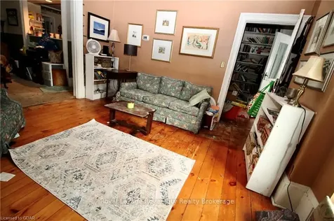 121 Cooper Street Cambridge ON N3C 2N6