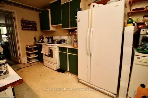 121 Cooper Street Cambridge ON N3C 2N6