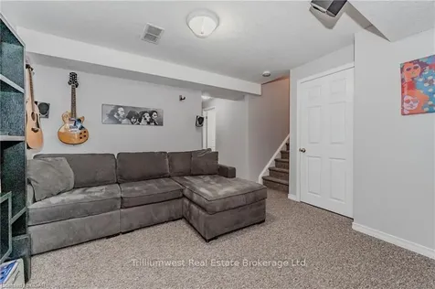 569 Victoria Road N Guelph ON N1E 7M1