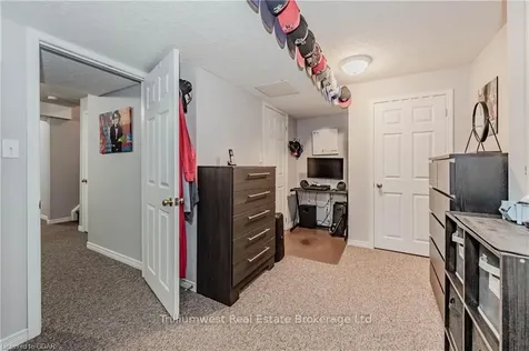 569 Victoria Road N Guelph ON N1E 7M1