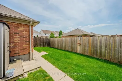 569 Victoria Road N Guelph ON N1E 7M1