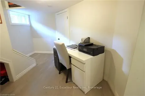 581 Street Andrew Street W Centre Wellington ON N1M 1P4