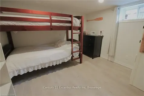 581 Street Andrew Street W Centre Wellington ON N1M 1P4