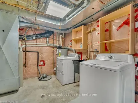 21 Munroe Crescent Guelph ON N1G 5E5