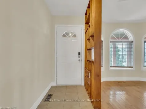 21 Munroe Crescent Guelph ON N1G 5E5