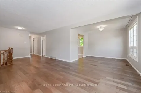 264 Glencoe Avenue Centre Wellington ON N1M 3G3