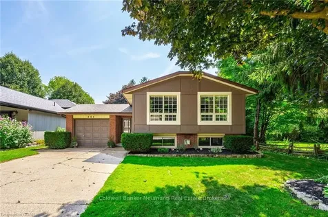 264 Glencoe Avenue Centre Wellington ON N1M 3G3