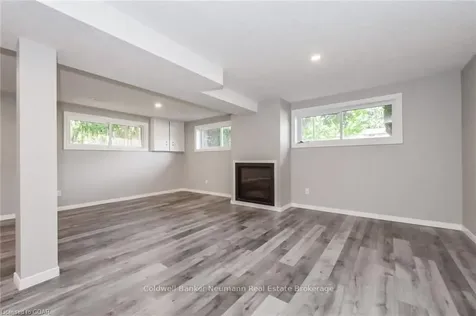 264 Glencoe Avenue Centre Wellington ON N1M 3G3