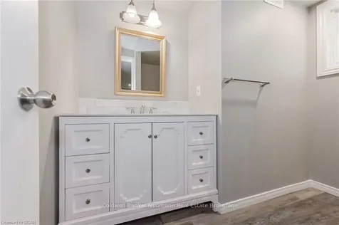 264 Glencoe Avenue Centre Wellington ON N1M 3G3