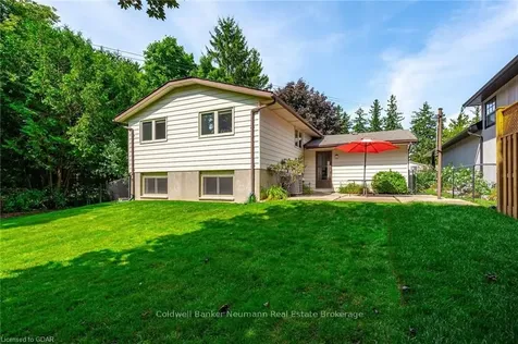 264 Glencoe Avenue Centre Wellington ON N1M 3G3