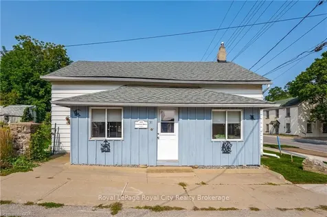 31 Geddes Street Centre Wellington ON N0B 1S0