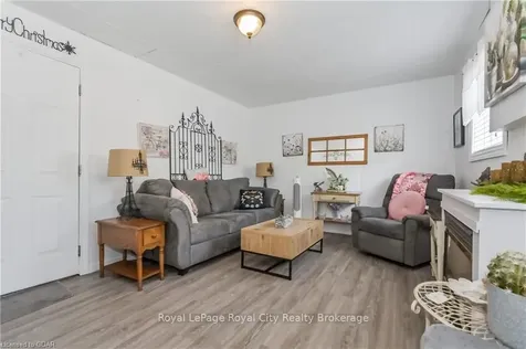 31 Geddes Street Centre Wellington ON N0B 1S0