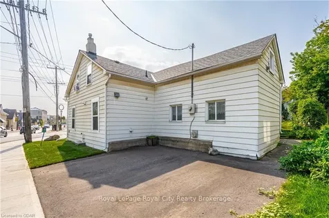 31 Geddes Street Centre Wellington ON N0B 1S0