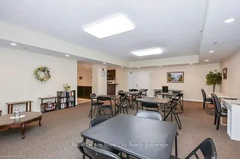 308 Watson Parkway N Guelph ON N1E 0G7