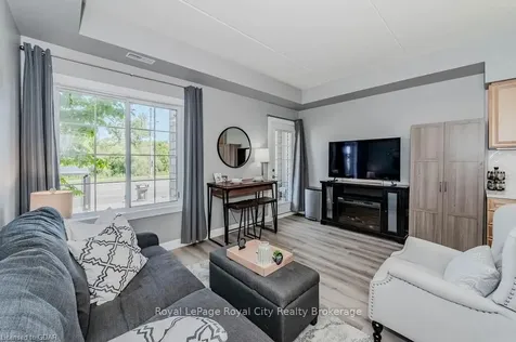 308 Watson Parkway N Guelph ON N1E 0G7