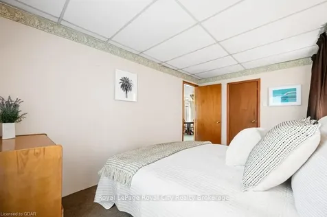39 Crimea Street Guelph ON N1H 2Y5