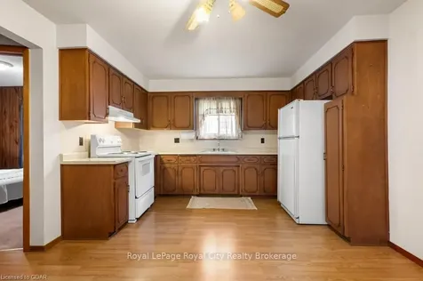 39 Crimea Street Guelph ON N1H 2Y5