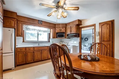40 Bellevue Street Guelph ON N1G 1E8