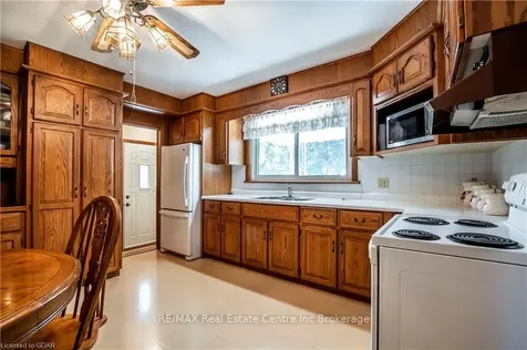 40 Bellevue Street Guelph ON N1G 1E8