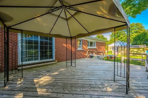 588 Watson Road S Puslinch ON N1H 6H8