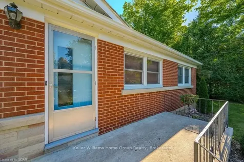 588 Watson Road S Puslinch ON N1H 6H8