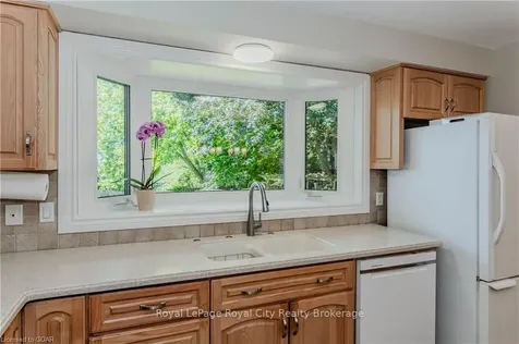 101 Rickson Avenue Guelph ON N1G 3J5