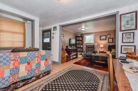 89 Mcnab Street E Centre Wellington ON N0B 1S0