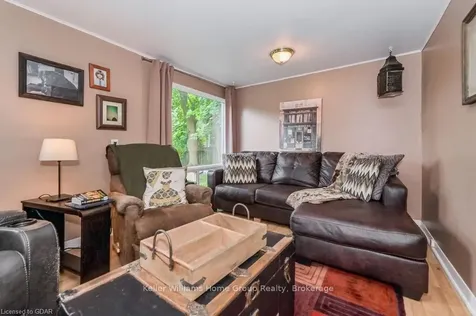 89 Mcnab Street E Centre Wellington ON N0B 1S0