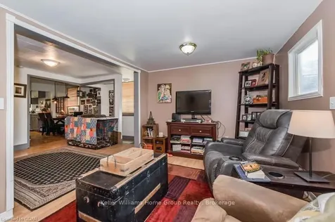 89 Mcnab Street E Centre Wellington ON N0B 1S0