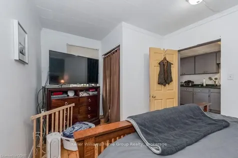 89 Mcnab Street E Centre Wellington ON N0B 1S0