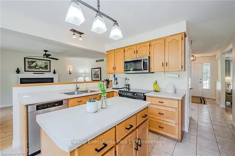 309 Stephanie Drive Guelph ON N1K 1P2