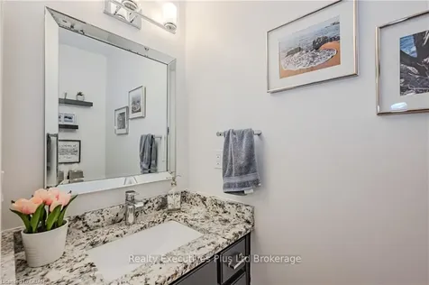 309 Stephanie Drive Guelph ON N1K 1P2