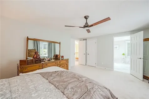 309 Stephanie Drive Guelph ON N1K 1P2