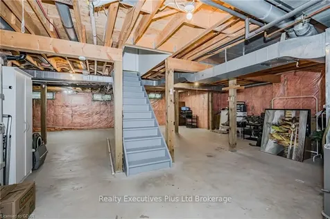 309 Stephanie Drive Guelph ON N1K 1P2