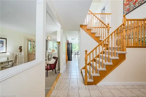 309 Stephanie Drive Guelph ON N1K 1P2