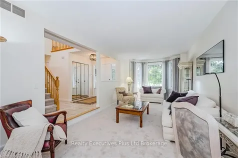 309 Stephanie Drive Guelph ON N1K 1P2